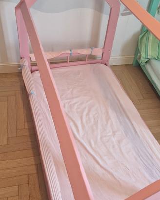 Letto montessori Bambina