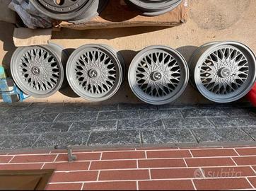 Cerchi in lega 16x7.5 ET30 4x98