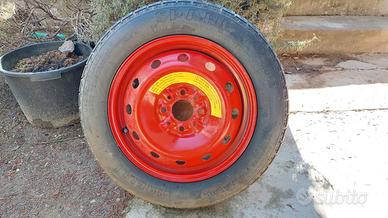 Ruotino di scorta pneumatico Pirelli 135/80 B14 80