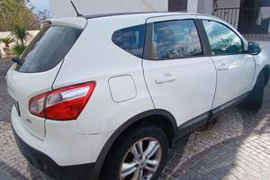 Nissan 2.0 diesel 4x4 150 cavalli