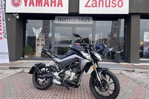 CFMOTO 300NK pochi km guidabile A2 35KW