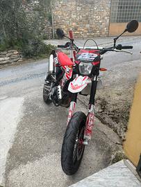 Moto Fantic 125 del 2022