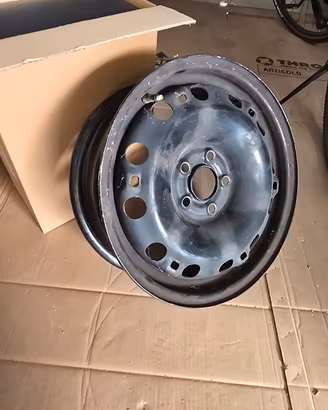 cerchi in ferro originali Volkswagen polo 15" 