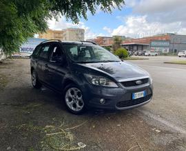 Ford Focus Restayling 1.6 120 CV GPL SW Titanium F