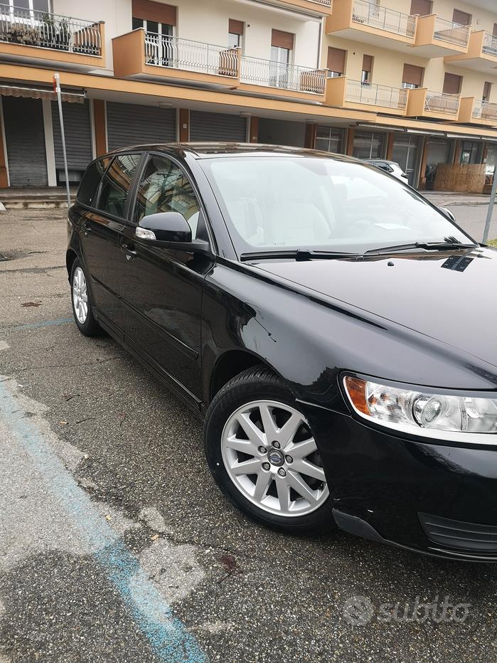 Volvo V50 (2003-2012)