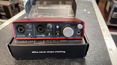 Focusrite Scarlett 2i2