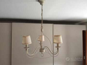Lampadario a sospensione in metallo