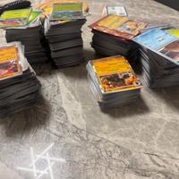 Lotto 3kg di carte pokemon