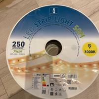 Bobina striscia led 50 m 3000k nuova