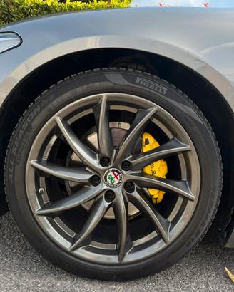 Cerchi Alfa Romeo Giulia 18” usati come nuovi
