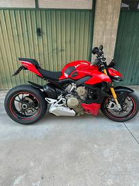 Ducati streetfighter V4S