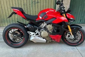 Ducati streetfighter V4S
