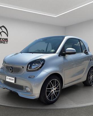 Smart fortwo 0.9 t. Brabus Xclusive 109cv twinamic