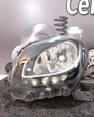 FARO ANTERIORE SINISTRO PER SMART Forfour 453 2018