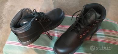 Scarponcini Robe di Kappa + piumino , mai usati,