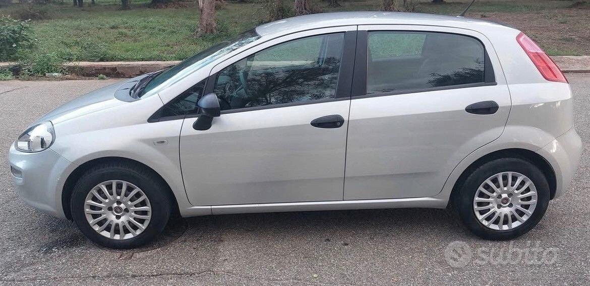 Fiat Punto 2014 photo 2