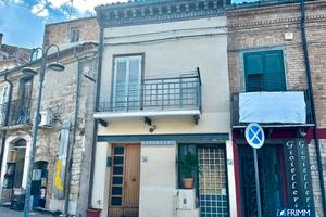 Casa indipendente - Via Montini, Campodipietra