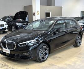 BMW 118 d Sport Auto - LED - 17" - Carplay - Tel