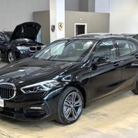 BMW 118 d Sport Auto - LED - 17" - Carplay - Tel