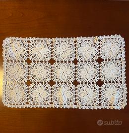 Centrino all’uncinetto