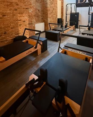 Reformer pilates con accessori completi