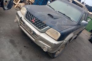 Ricambi usati Mitsubishi L200 anno 2006 - 2477 die