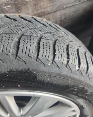 Cerchi in lega+gomme invernali in ottime condizin.