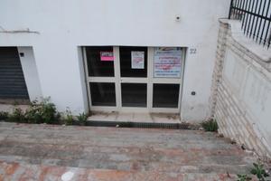Locale commerciale, auto rimessa,ufficio, ecc