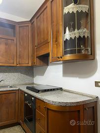 Cucina completa di elettrodomestici