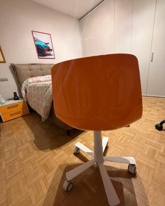 Coppia di sedie da ufficio design arancioni