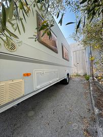 Roulotte KNAUSTABBERT GROUP GMBH SPORT