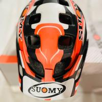 Casco Suomy