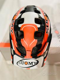Casco Suomy