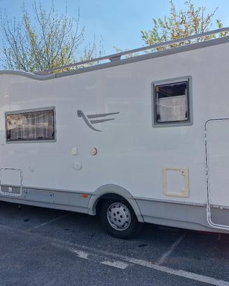 Arca 715 GLT (2005), 93.500 km, full optional