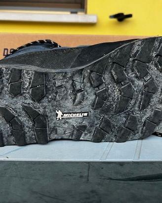 Scarponi da trekking uomo 42.5