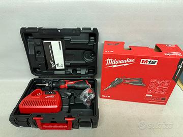 Saldatore Milwaukee M12 Si completo