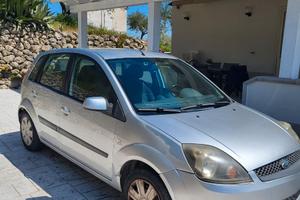 FORD FIESTA 1.2 BENZINA 2006