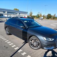 Audi A4 Avant 40 TDI S tronic LED+TETTO-18"-GANCI