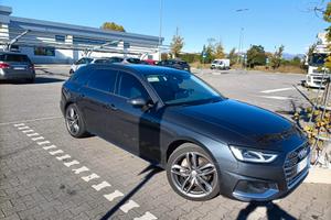 Audi A4 Avant 40 TDI S tronic LED+TETTO-18"-GANCI