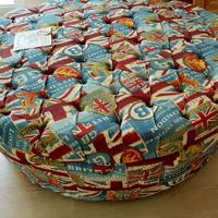 Pouf London di design