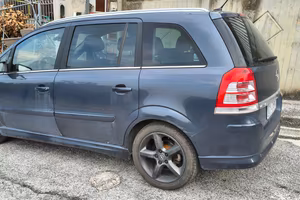Opel Zafira ecom turbo 150 cv
