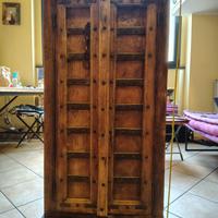 Mobile etnico legno massello con ante indiane