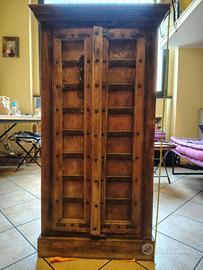 Mobile etnico legno massello con ante indiane