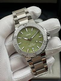 Oris Aquis