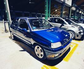 Renault Clio 1.8 16V