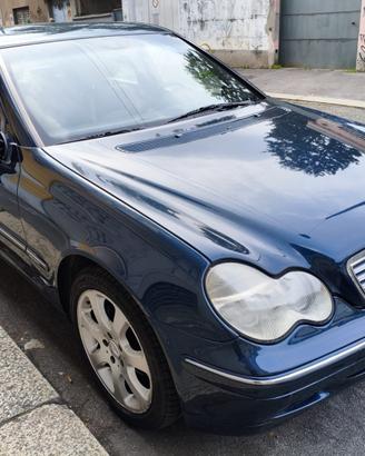 MERCEDES CLASSE C ASI - 200K GPL  SPETTACOLO