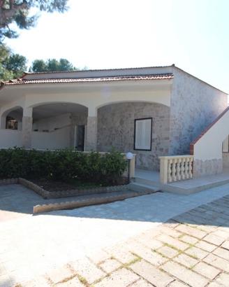 Villa indipendente via Merlot marina di Pulsano