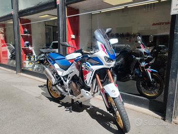 Africa twin 1100 adventure manuale! 