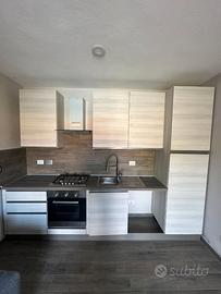 Cucina Mondo Convenienza + Elettrodomestici Usata