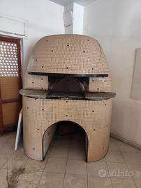 Forno pizza a legno 